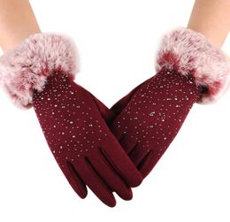 Fashion Femmes hivernales sport extérieur gants de poignet chaud luvas fémininas para o inverno gants féminins mignons luvas de inverno full f2521821