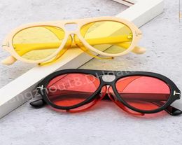 Fashion Women039s Lunettes de soleil Shades surdimensionnées Black Yellow Pilot Sun Glasses For Women Men UV400 Place Eyewear5027128