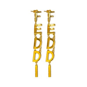 Mode Femmes Marque Designer Boucles D'oreilles Oreille Stud Lettres Femmes Pendentif Élégance Tempérament Simple Dames De Noce Bijoux Cadeau Accessoires