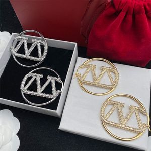 Mode dames oorbellen charme ontwerper eenvoudige oorschelpje bruiloft cadeau grote letters hanger voor man 5 stijlen goud zilver geen doos