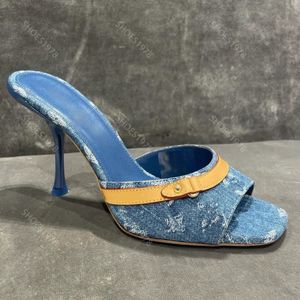 Designers Sandals Slippers Chaussures pour femmes Talons bobines Fashion Imprimé de la mode Denim Cowhide Patchwork 10,5 cm /6,5 cm Femmes à talons hauts