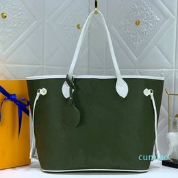 Bolso de mano para mujer a la moda, bolso de cuero para mujer, bolso con estampado de letras en relieve, diseño de Color de costura, bolso de alta calidad