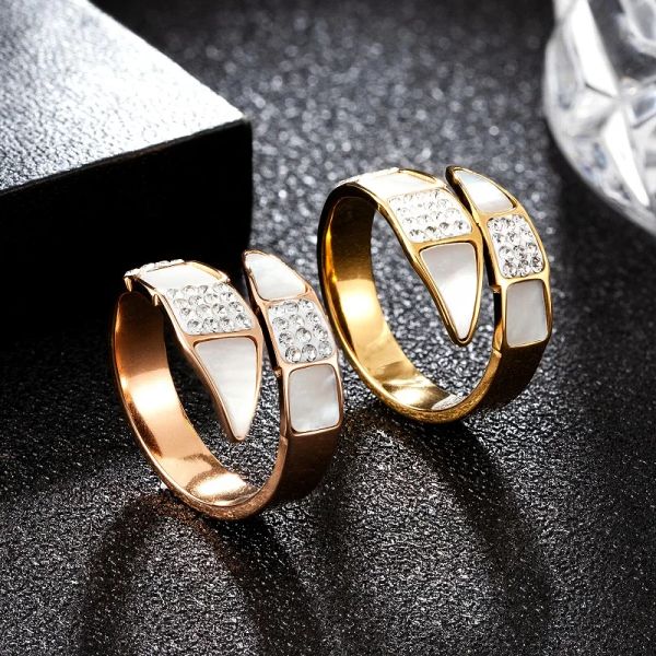 Bague en or jaune 14 carats pour femmes et hommes, en forme de serpent, en cristal de zircone cubique, bijoux de luxe pour Couple