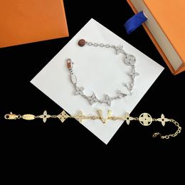 Bracelets à la mode et atmosphériques, boucles d'oreilles de luxe pour femmes, résistants à la décoloration, non allergiques, bijoux cadeaux de haute qualité