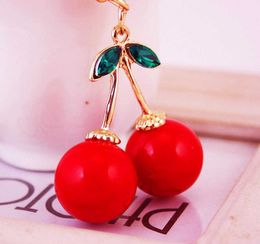 À la mode et mignon cristal rouge cerise porte-clés voiture porte-clés femmes sac accessoires fruits métal pendentif artisanat cadeau bijoux à la mode