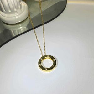 Modieuze en veelzijdige kettingaccessoires Cart kettingcirkel onderzochte diamant luxe sfeervolle hanger eenvoudige elegante coll met originele logo -box