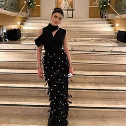 Robes de bal à plumes noires à la mode perle de la gaine à paillettes spéciale robe de tenue spéciale Longueur arabe Dubai Vestidos de Novia
