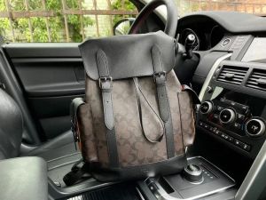 Mochila negra de moda para niños y niñas Mochila artística vintage para computadora portátil con bolsa impermeable para la escuela de viaje Adecuado para hombres y mujeres con computadora portátil de 15,6 pulgadas Mochila gris oscuro