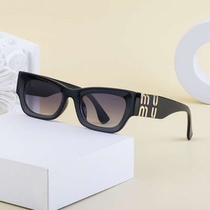 Lunettes de soleil œil de chat à la mode pour femmes, jambes miroir larges personnalisées, lunettes de soleil de protection solaire pour hommes, nouveauté 2023