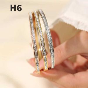 Accessoires de bracelet de design à la mode pour les femmes Highend Feel Full Sky Star avec une incrustation en diamant avec des bracelets originaux de Cartiraa