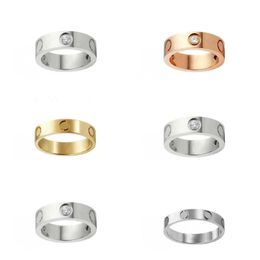 Anillos de diseñador de moda Popular Titanium Steel with Diamonds Vintage Lady Ring Engagement Pareja Amante Anillos de oro chapados para mujeres Boda Zh218 B4