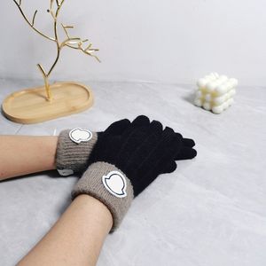 Designers à la mode gants de laine Femmes hommes gants tricotés Lettre m de haute qualité Glove Glove Accessoires