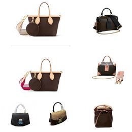 Sac à main en cuir à la mode, petit sac fourre-tout indispensable pour les voyages du printemps et de l'été pour femmes, sac de shopping de luxe pratique et facile à transporter