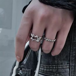 Modieus vloeibaar metalen wormgatontwerp voor koppels Ring met vegetarische ringwijsvinger High-end mannen en vrouwen trend