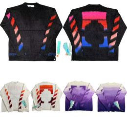 Hombres de moda Diseñador de mujer Mohair Sweater rayado Púrpura Gradiente Renderizado Capuleta de suéteres de pareja