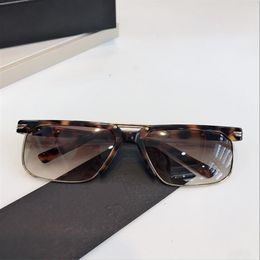 Óculos de sol populares da moda, armação quadrada clássica, qualidade superior, estilo simples e generoso, óculos de proteção 9072 com box208J