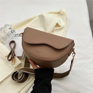 Modieuze vierkante zakken dames schouder brede riem handtassen vaste kleur pu lederen crossbody tas 240429
