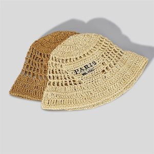 Sombrero de cubo para mujer de ala ancha de moda, sombrero de paja de verano, sombrero de protección solar para mujer, sombrero de diseñador de lujo, sombrero de playa para niña a rayas de moda 240105