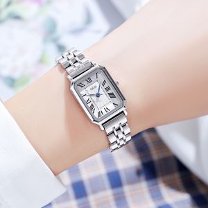 Modieuze dames Franse Instagram Dameshorloge Minimalistisch retro vierkant roestvrijstalen horloge Quartz Steel Band Women's Watch C6