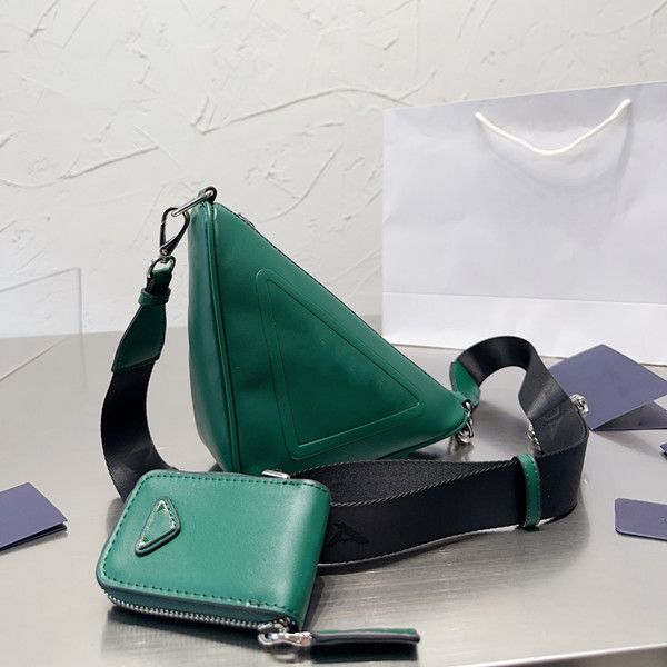 Sac à bandoulière à la mode pour jeunes femmes Triangle Design sac de taille pour femmes sac à bandoulière sac cadeau polyvalent cadeaux pour voyage et fête