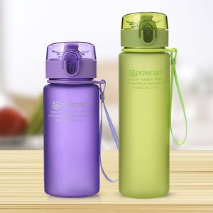 Fashional BPA Free Niños Botellas Escuela Helada Frosted Capacidad Portátil Portátil Botella de Plástico Muchachas Outdoor Running Yoga Deporte Botella de agua