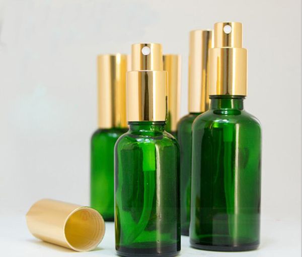 Livraison rapide Bouteille de vaporisateur de parfum rechargeable en verre vert 30 ml Récipients cosmétiques vides 30 ml avec atomiseur à brume fine à vendre