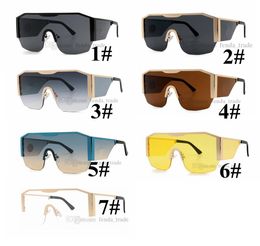 Barco rápido Gafas de sol cuadradas Gafas de marco grande con decoración de metal Fashion Ladies Gafas Sun Uv400 7 Colores 10pcs Nuevo 6326856