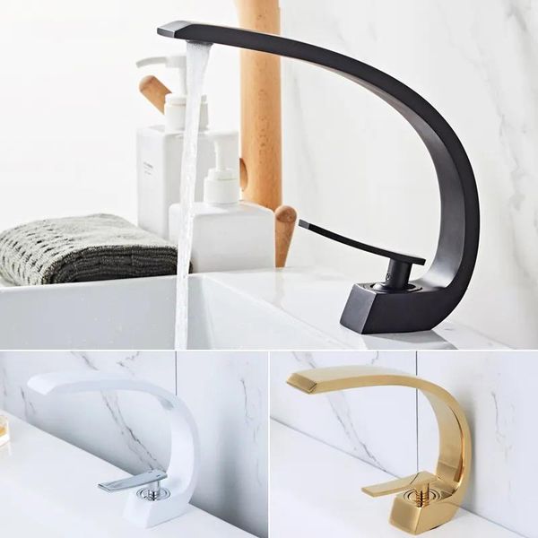 Grifos Grifo de lavabo Grifo mezclador de baño moderno Lavado negro/dorado Grifo de cascada frío y caliente de una sola manija