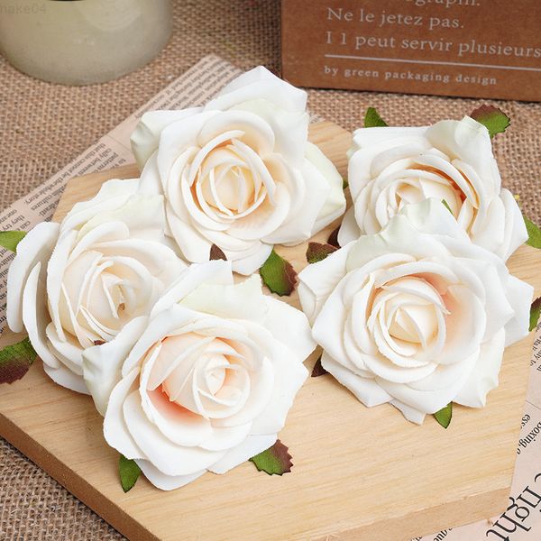 Faux Floral Verdure 5Pcs Soie Blanche Artificielle Rose Têtes De Fleurs Maison Fête Anniversaire Mariage Décor De Noël DIY Couronne Scrapbook Artisanat Fausses Fleurs J220906