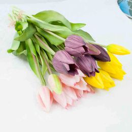 Faux Floral Verdure 5PcsBouquet Silicone Tulipe Nouveau Être Fleur Artificielle Real Touch Faux Bouquet De Plantes Pour La Décoration De Mariage Décor À La Maison J220906