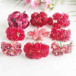 Faux Floral Verdure 610122024200Pcs Mixte Fleur Rouge Cerise Farine Fils Baies Bundle Bricolage Gâteau De Mariage De Noël Boîte Cadeau Couronnes Décor J220906