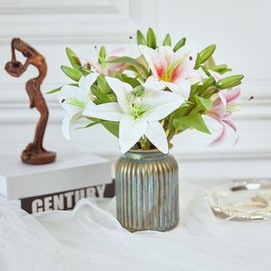 Faux Floral Greenery Simulation Lily Flower Single Handfeel Film Lily Fake Flower Small Fresh Table Soft Decoration Bouquet J220906