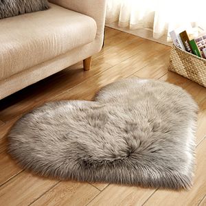 Fausse fourrure en peluche moquette coeur en forme de coeur en forme de tapis moelleux tapis super trop hirsou