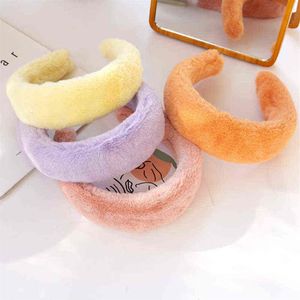 Faux Fur Pluche Hoofdband Retro Hoofddeksels Winter Dikke Harige Haarband Warme Brede Pluizige Hoofdbanden Haaraccessoires Voor Vrouwen Y220301216s