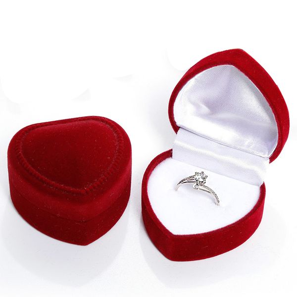 Favor Portes Nuevos Joyas en forma de corazón Caja de empaquetado Flannelette Ring Box Joyería Pequeña caja de pendientes