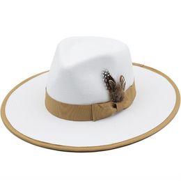 Chapéu fascinator de penas fedoras branco outono para mulheres moda aba plana senhora igreja chapéus festa feltro jazz boné chapeu feminino2047