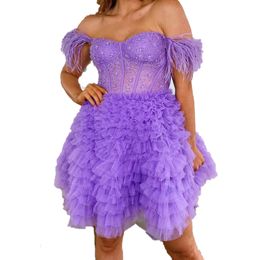 Feather Hoco Dress 2023 RUFFROK ROK LADE FIMAL EVENT Cocktail Party Jurk Sweetheart Mini Club Night Homecoming Gala Nye Short Prom Dance A-Line Lilac ingebouwde botten