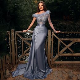Plume sirène robes de soirée perlée une épaule à manches longues robe de bal surjupe Satin vestido de novia gala
