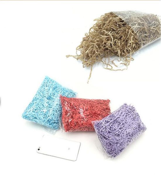 FEDEX envoie du papier froissé déchiqueté à la mode multicolore présent/boîte à bonbons/boîte-cadeau matériau de remplissage décoration de fête 1 kg/un sac