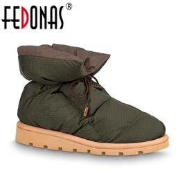 Fedonas Fashion 2022 Ins Dames Merk Enkellaarzen Winter Warm Wijfje Sneeuwlaarzen Platforms Casual Korte Schoenen Vrouw Laarzen 211116