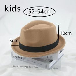 Sombreros Fedora Niños Niño Ala ancha 52 cm 54 cm Cinta Banda Cinturón Formal Casual Niños Niñas Jazz Gorras Invierno Sombreros De Mujer 240219