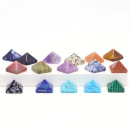 Alimentation en gros 20mm Mini pyramide pierre naturelle cristal Reiki guérison Quartz gemmes point tour méditation décor à la maison artisanat bijoux à bricoler soi-même