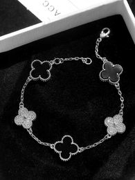 Feerie Van Bracelet GaoDing Panda Five Flower Bracelet voor vrouwen en mannen als een geschenk vriendinnen Best Vriend Black Agate Clover -paren