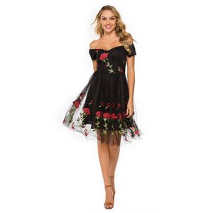 Robe de soirée de styliste pour femmes, broderie lourde, dentelle rose, couture en maille, robe mi-longue