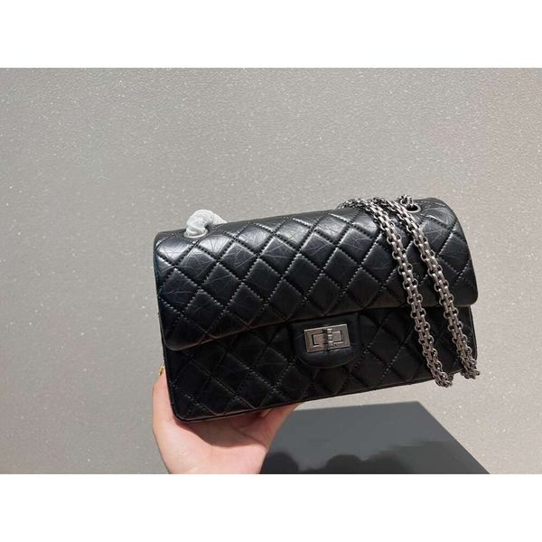 Designer féminin Sac de luxe Boutique 80% Usine de gros au détail High Sense 2023 Nouveau petit parfum Lingge chaîne unique épaule Msenger sac