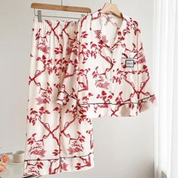 Pyjamas femelle Set printemps automne en satin satin vêtements de sommeil à manches longues pantalon pyjama couler féminin à imprimé rouge en vrac.