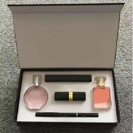 Perfume femelle Cur à crayons à crayon pulvérisé bouteille en verre 15 ml Parfum de 5 pièces Perfume original