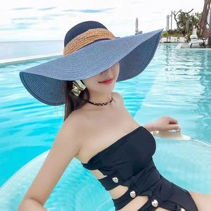 Femme Summer Big Brim Splicing Couleur Paille Hat Fashion Sun Protection Sun Sun Sun Hat Cap