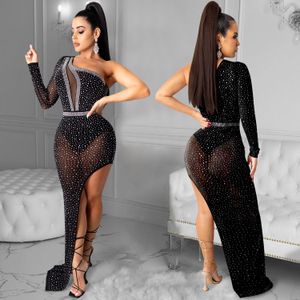 Vrouwelijke nachtclubjurk mesh doorzichtige onregelmatige lange jurk 2021