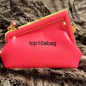 Fendibags F Bag Designer Luxury Lady Clutch Travel Sacs Top Quality Crossbody Patent Patent Small Purse Fashion Tote Handsbag Womens Men City Wallet F